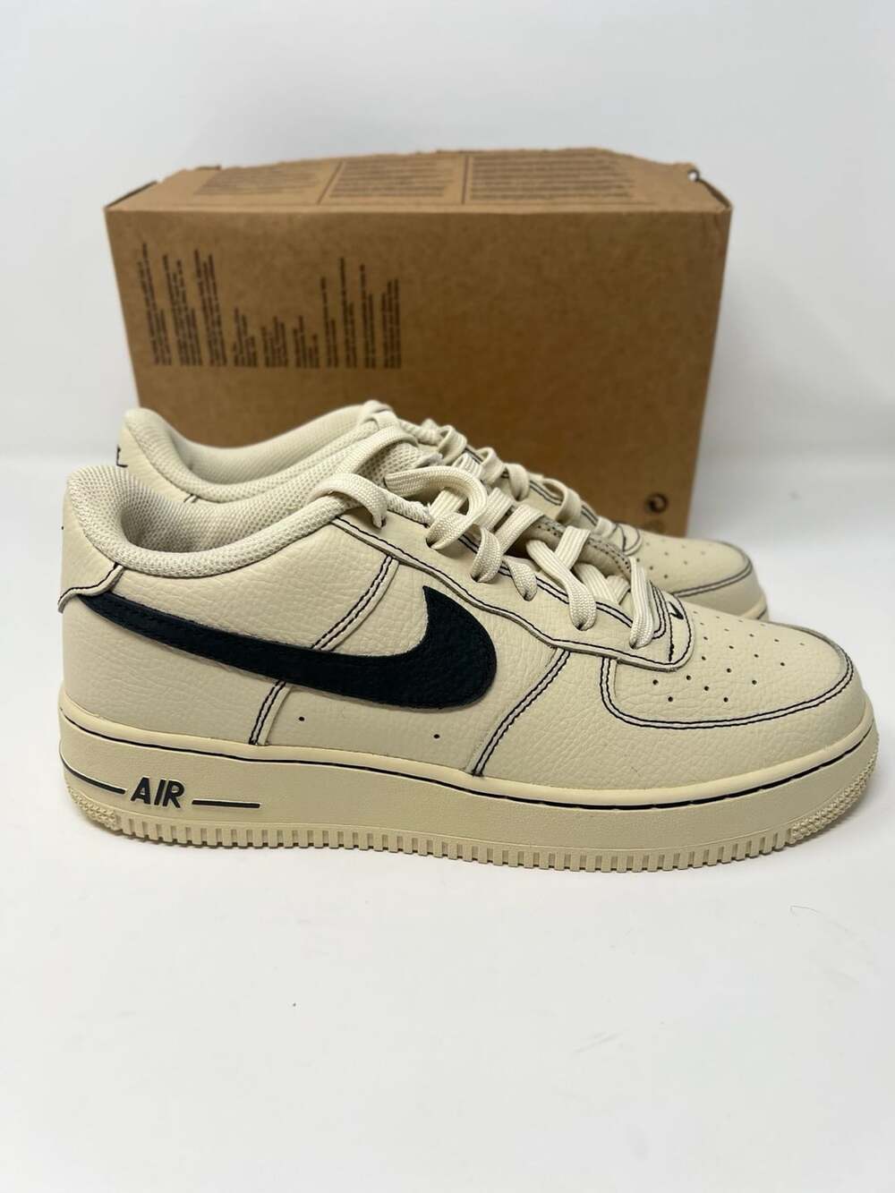 Nike Refurbished Air Force 1 LV8 4 (GS) Lt Khaki/Black Sneakers